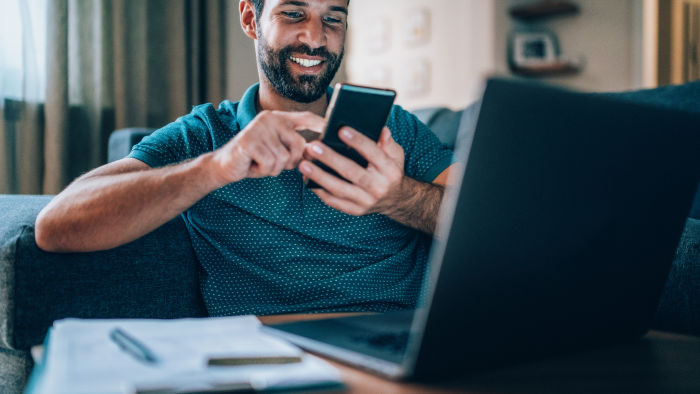 ホームページが古いと信用を失う?その理由と対策を解説!