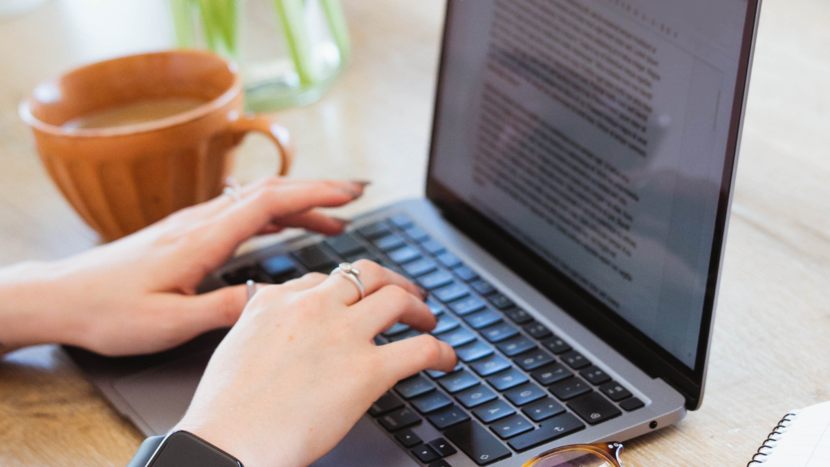 無料ツールで作ったHPが失敗しやすい理由