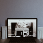 自分で作るホームページのメリットと落とし穴