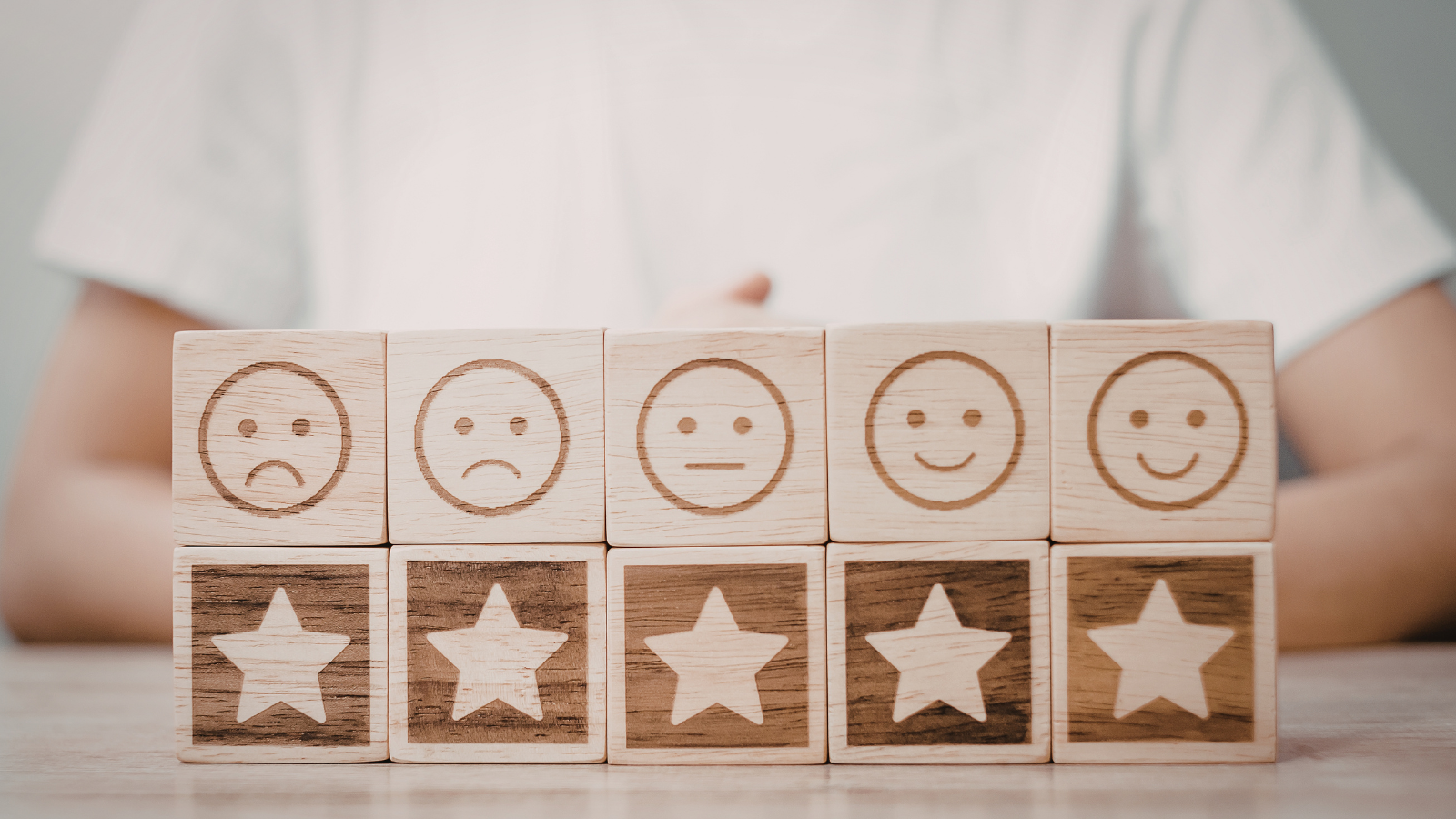 お客さんはあなたの会社をどう調べている？ 見込み顧客の行動から見えるホームページの重要性とは？