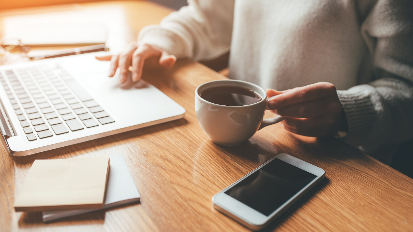 ホームページが古いと信用を失う?その理由と対策を解説!