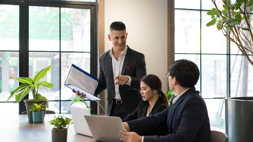 営業しなくても仕事が来る会社には共通点がある？その仕組みと理由を解説