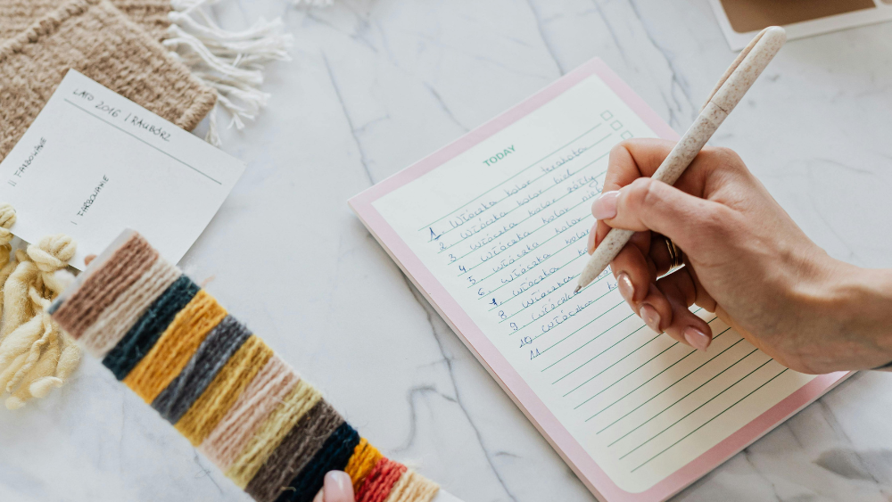 Webデザインにおける色の役割とは？色彩が与えるイメージと心理効果を解説